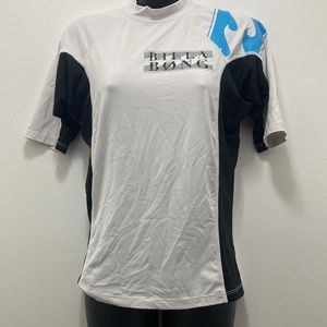 Billabong sun shield built to submerge shirt